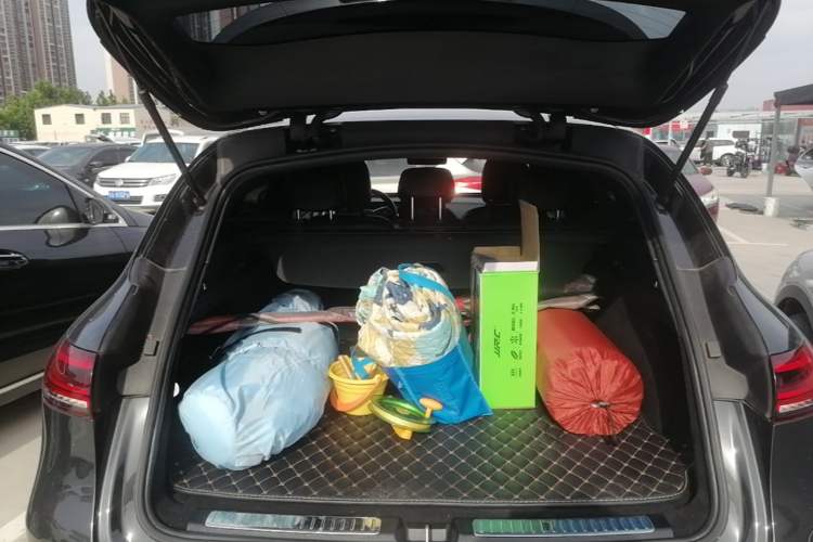 Used Mercedes-Benz EQC 2020 EQC 400 4MATIC Trunk