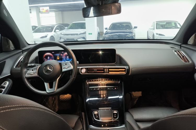 Used Mercedes-Benz EQC 2020 EQC 350 4MATIC Center Console