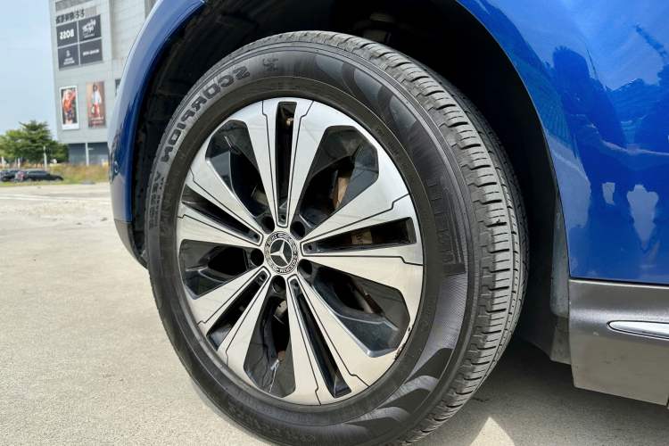 Used Mercedes-Benz EQC 2020 EQC 350 4MATIC Exterior 9