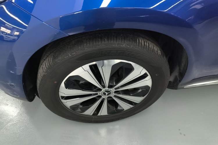 Used Mercedes-Benz EQC 2020 EQC 350 4MATIC Left Front Wheel Hub
