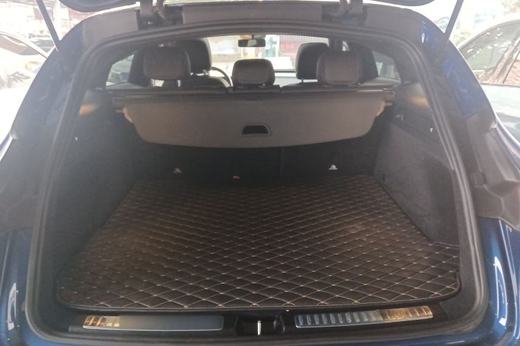 Used Mercedes-Benz EQC 2020 EQC 350 4MATIC Trunk