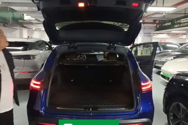 Used Mercedes-Benz EQC 2020 EQC 400 4MATIC Trunk