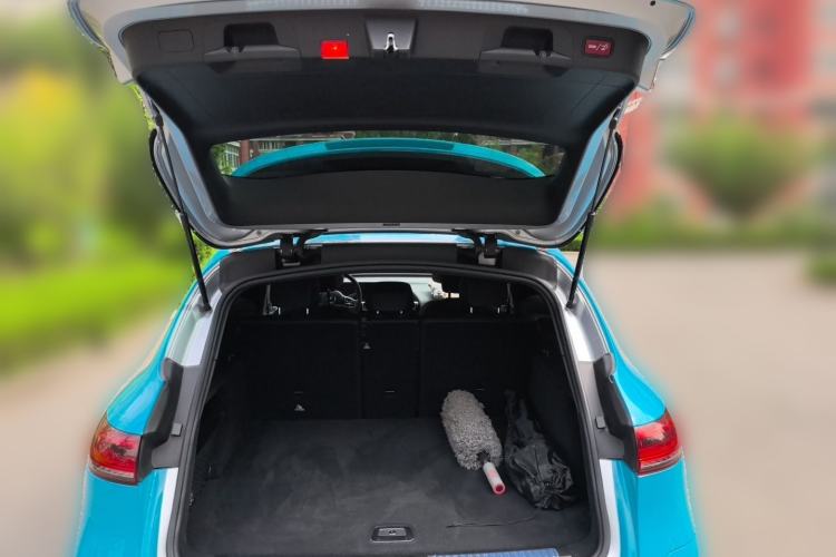 Used Mercedes-Benz EQC 2020 EQC 400 4MATIC Trunk