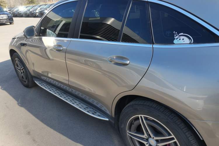 Used Mercedes-Benz EQC 2020 EQC 400 4MATIC Left Side