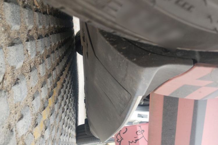 Used Mercedes-Benz EQC 2020 EQC 400 4MATIC Chassis Front Left