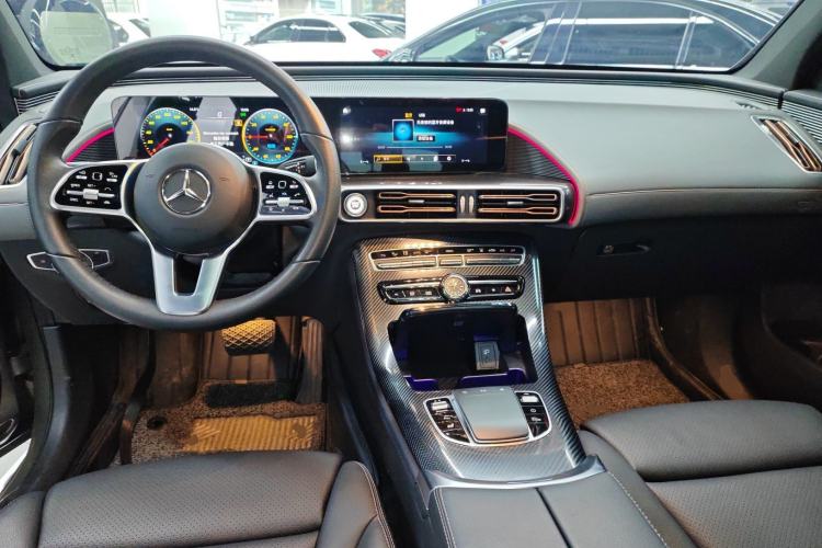 Used Mercedes-Benz EQC 2020 EQC 400 4MATIC Center Console