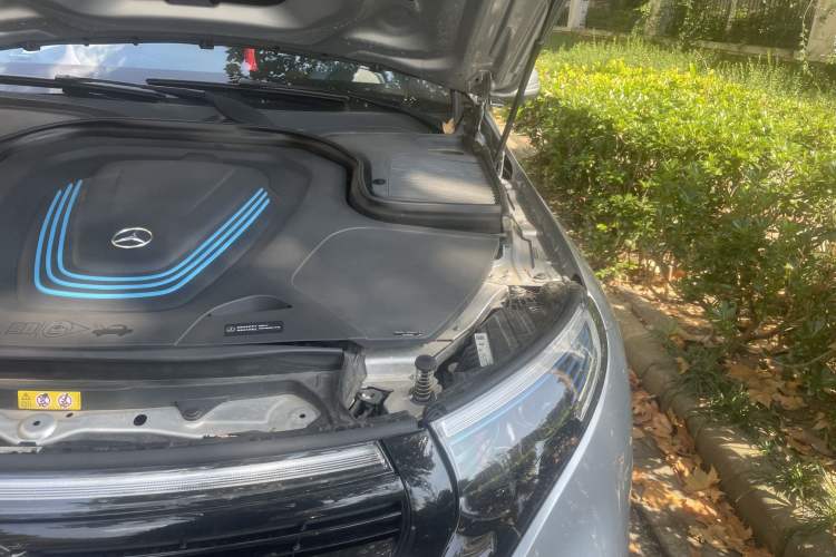 Used Mercedes-Benz EQC 2020 EQC 400 4MATIC Engine Bay Left