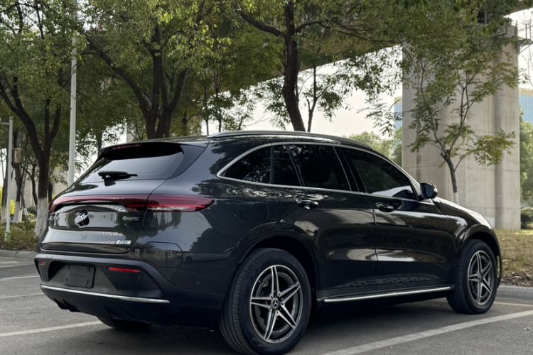 Used Mercedes-Benz EQC 2020 EQC 400 4MATIC Exterior 4