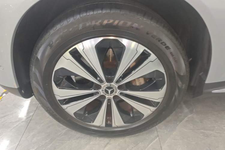Used Mercedes-Benz EQC 2020 EQC 350 4MATIC Exterior 4