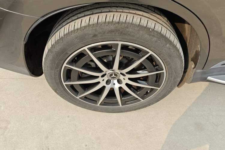 Used Mercedes-Benz EQC 2020 EQC 400 4MATIC Generation 1886 Limited Edition Exterior 8