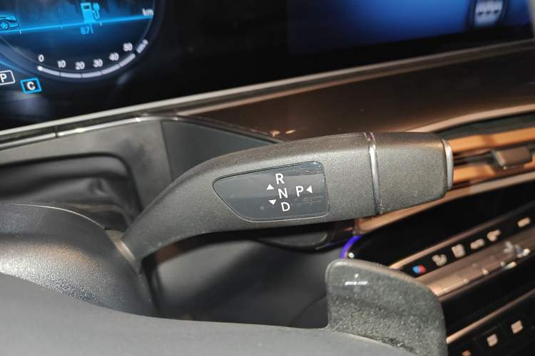 Used Mercedes-Benz EQC 2020 EQC 400 4MATIC Gear Lever