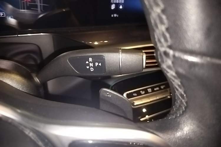 Used Mercedes-Benz EQC 2020 EQC 400 4MATIC Gear Lever