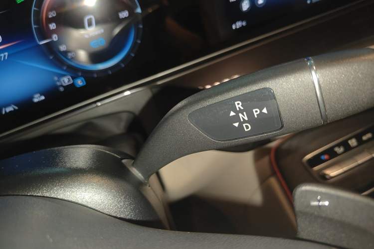 Used Mercedes-Benz EQC 2020 EQC 400 4MATIC Gear Lever