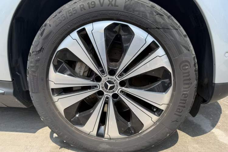Used Mercedes-Benz EQC 2020 EQC 350 4MATIC Left Front Wheel Hub