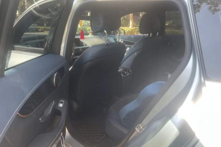 Used Mercedes-Benz EQC 2020 EQC 400 4MATIC Left Rear Seat