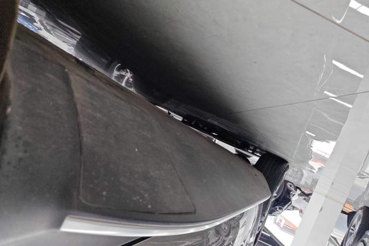 Used Mercedes-Benz EQC 2020 EQC 400 4MATIC Left Side Sill