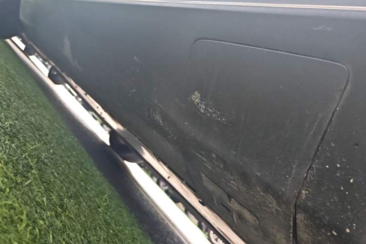 Used Mercedes-Benz EQC 2020 EQC 350 4MATIC Left Side Sill