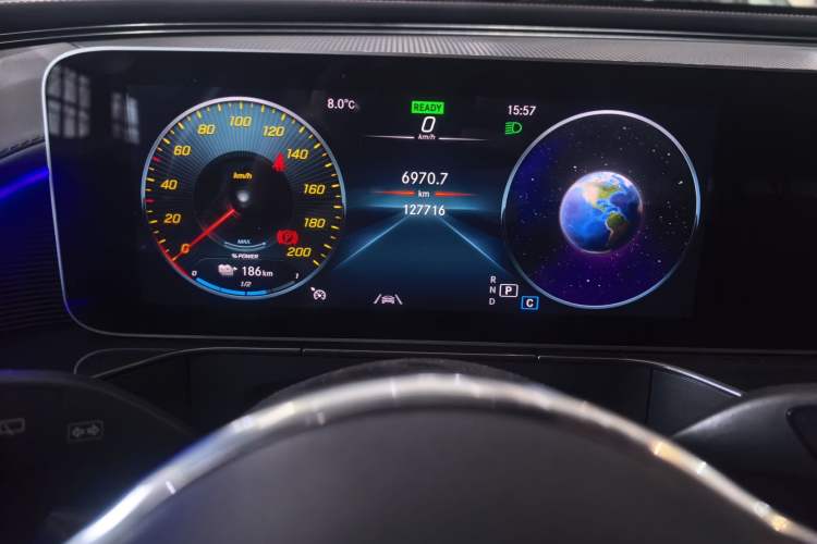 Used Mercedes-Benz EQC 2020 EQC 400 4MATIC Odometer Close Up