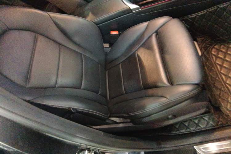 Used Mercedes-Benz EQC 2020 EQC 400 4MATIC Right Front Seat