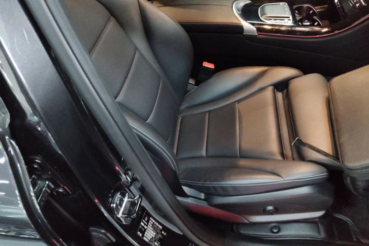 Used Mercedes-Benz EQC 2020 EQC 350 4MATIC Right Front Seat