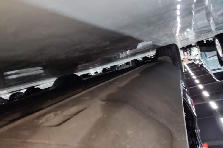 Used Mercedes-Benz EQC 2020 EQC 350 4MATIC Right Side Sill