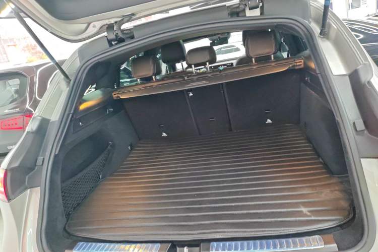Used Mercedes-Benz EQC 2020 EQC 400 4MATIC Trunk
