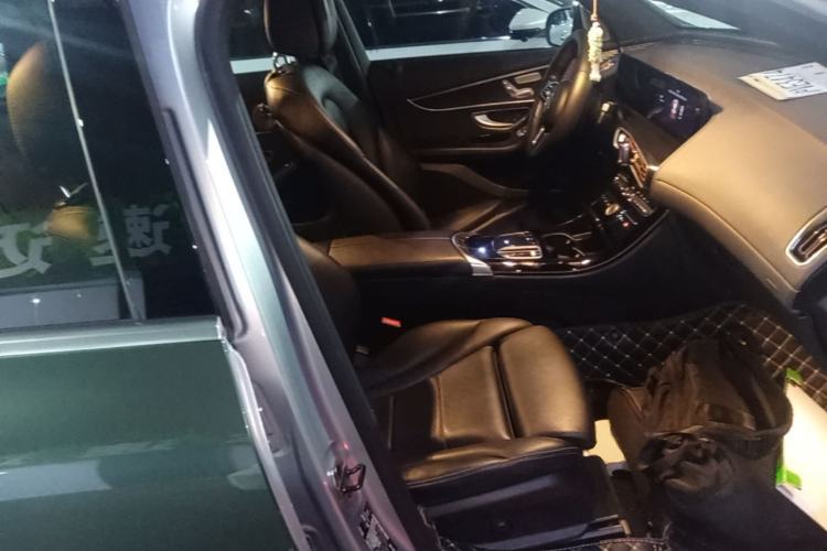 Used Mercedes-Benz EQC 2020 EQC 350 4MATIC Right Front Seat