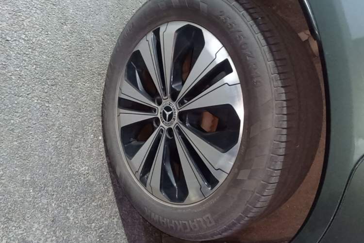 Used Mercedes-Benz EQC 2020 EQC 350 4MATIC Right Rear Wheel Hub
