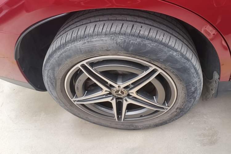 Used Mercedes-Benz EQC 2020 EQC 400 4MATIC Right Rear Wheel Hub