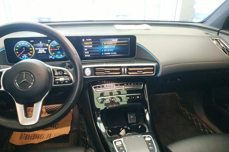 Used Mercedes-Benz EQC 2020 EQC 400 4MATIC Audio And AC Panel
