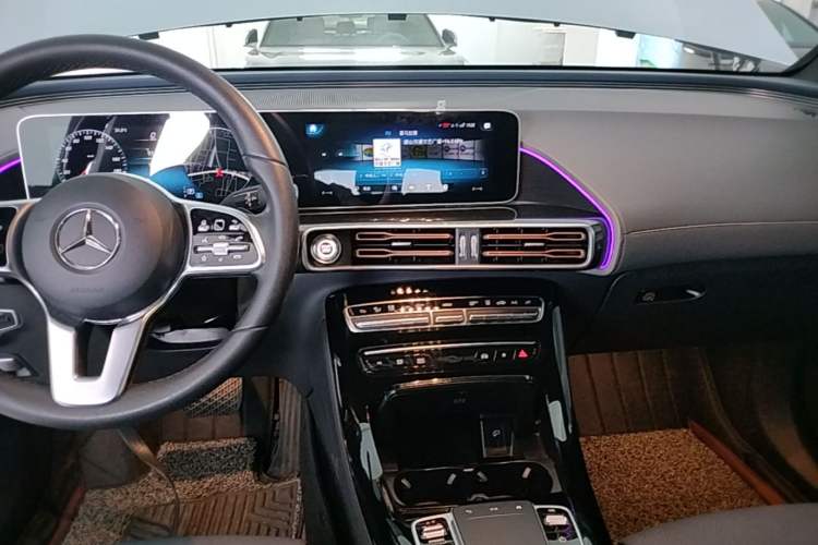 Used Mercedes-Benz EQC 2020 EQC 350 4MATIC Audio And AC Panel