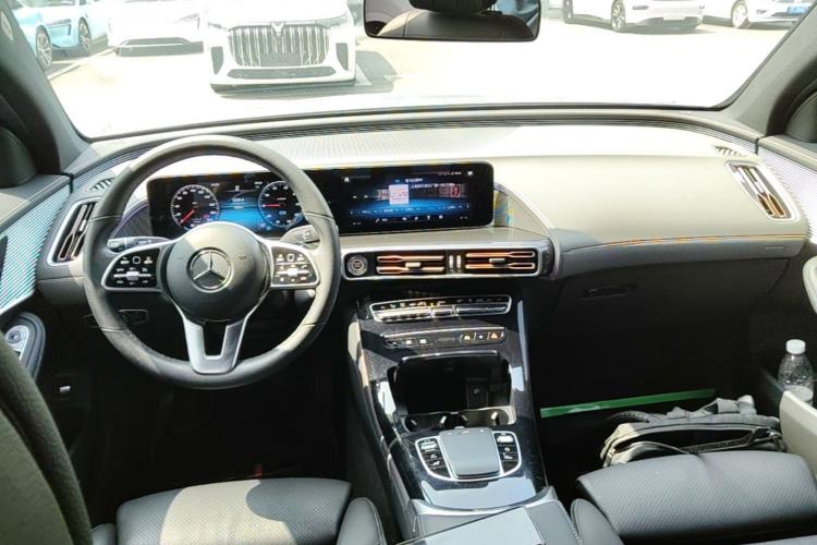 Used Mercedes-Benz EQC 2020 EQC 350 4MATIC Center Console