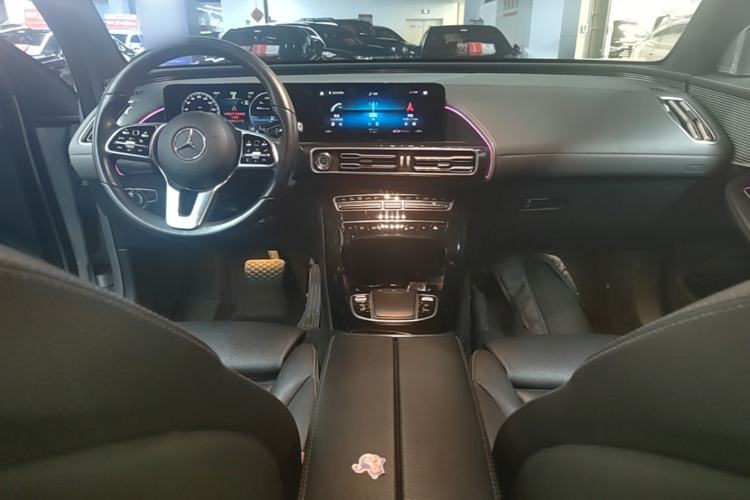 Used Mercedes-Benz EQC 2020 EQC 350 4MATIC Center Console