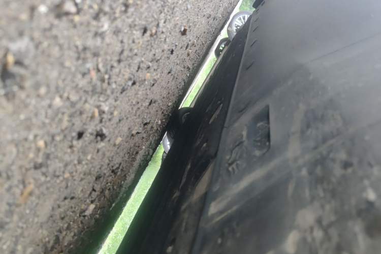 Used Mercedes-Benz EQC 2020 EQC 400 4MATIC Chassis Front Right