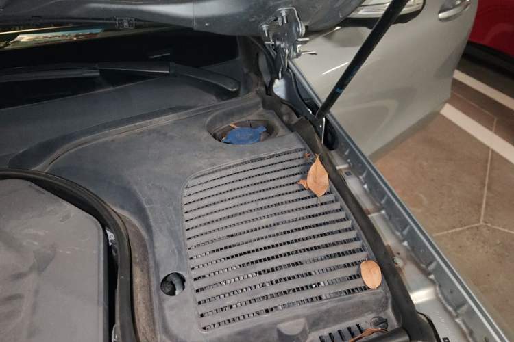 Used Mercedes-Benz EQC 2020 EQC 400 4MATIC Engine Bay Left