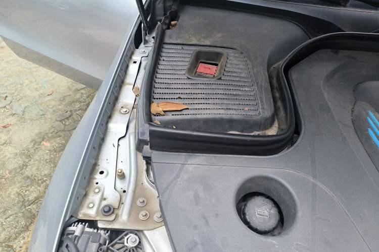 Used Mercedes-Benz EQC 2020 EQC 400 4MATIC Engine Bay Right