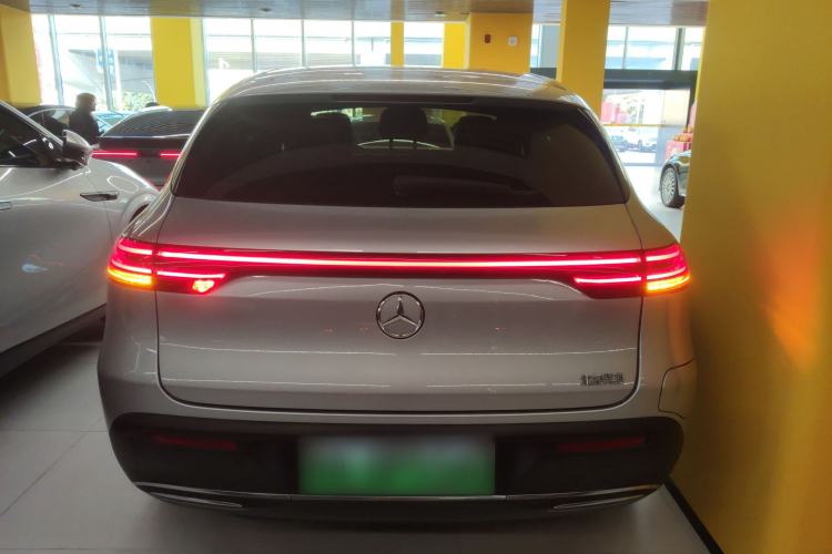 Used Mercedes-Benz EQC 2020 EQC 350 4MATIC Exterior 4