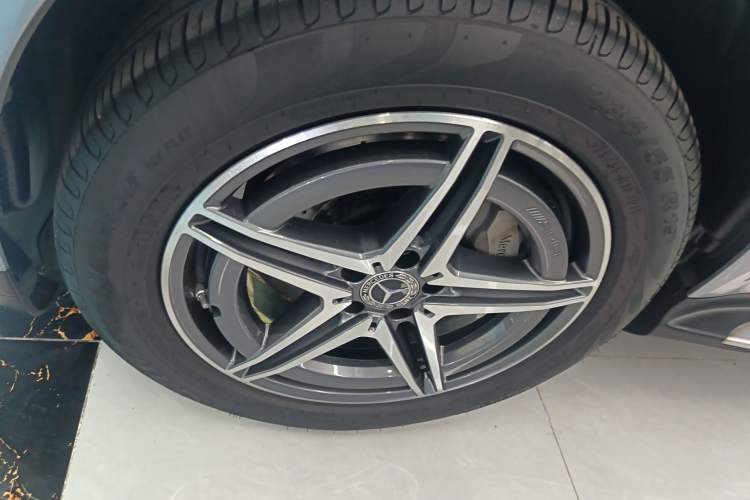 Used Mercedes-Benz EQC 2020 EQC 400 4MATIC Exterior 4