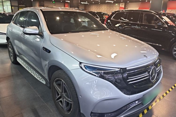 Used Mercedes-Benz EQC 2020 EQC 400 4MATIC Front Right 45 Deg