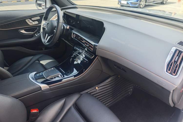 Used Mercedes-Benz EQC 2020 EQC 400 4MATIC Interior 5