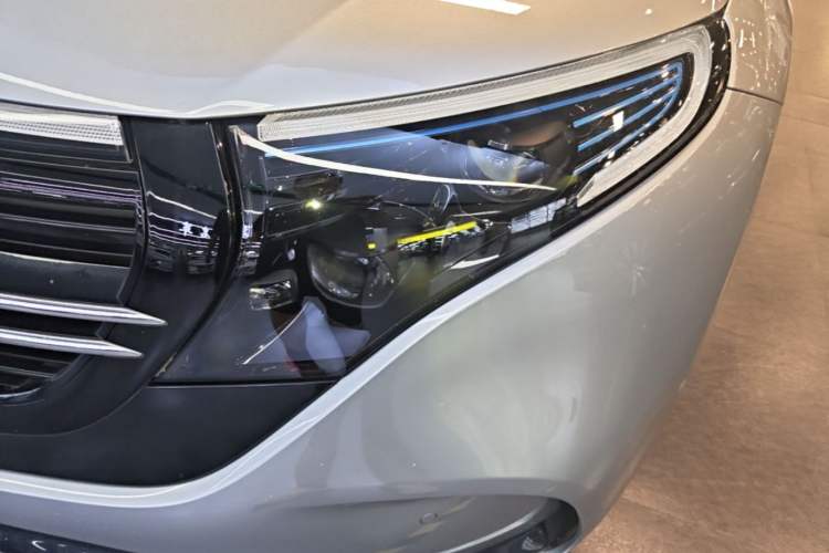 Used Mercedes-Benz EQC 2020 EQC 400 4MATIC Left Front Headlight
