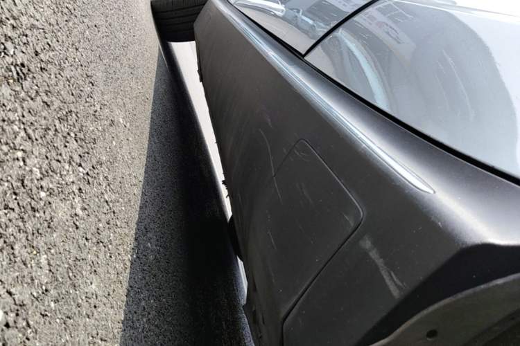 Used Mercedes-Benz EQC 2020 EQC 350 4MATIC Left Side Sill