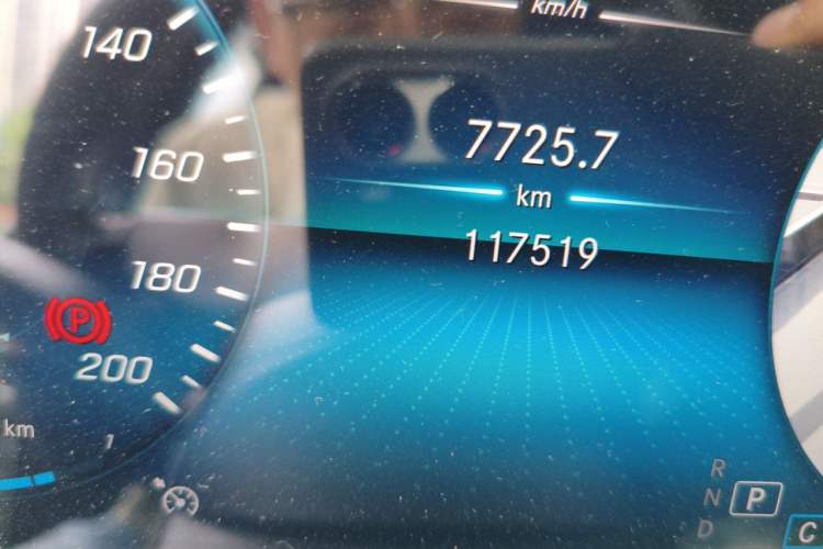 Used Mercedes-Benz EQC 2020 EQC 350 4MATIC Odometer Close Up