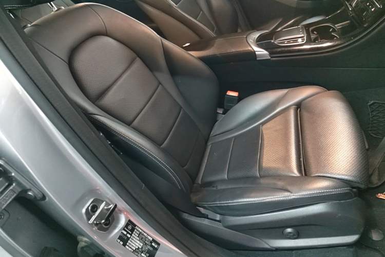 Used Mercedes-Benz EQC 2020 EQC 350 4MATIC Right Front Seat