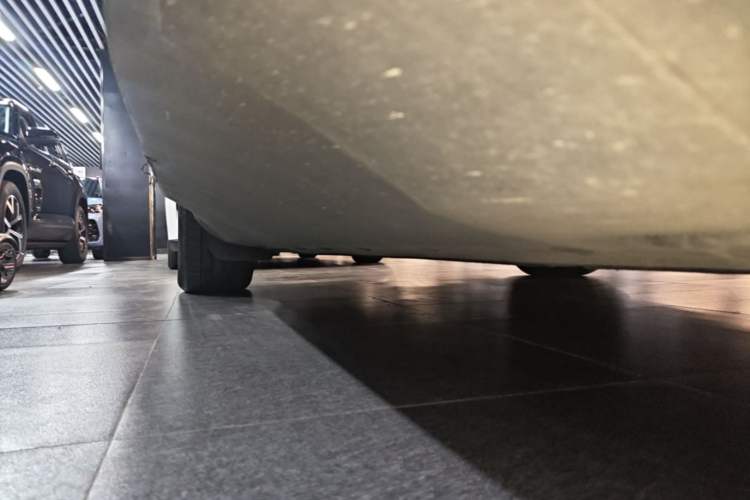 Used Mercedes-Benz EQC 2020 EQC 400 4MATIC Right Side Sill