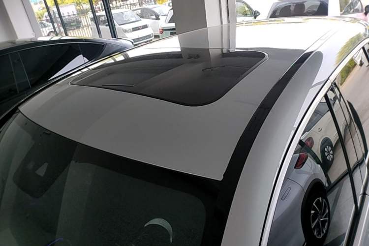 Used Mercedes-Benz EQC 2020 EQC 350 4MATIC Roof