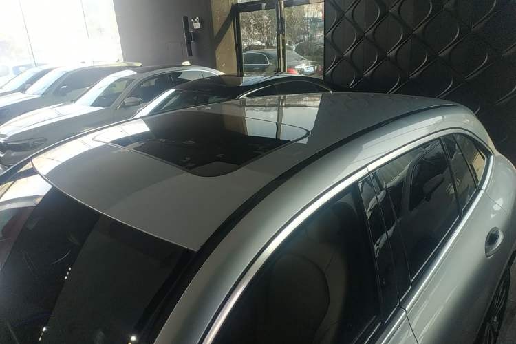 Used Mercedes-Benz EQC 2020 EQC 350 4MATIC Roof