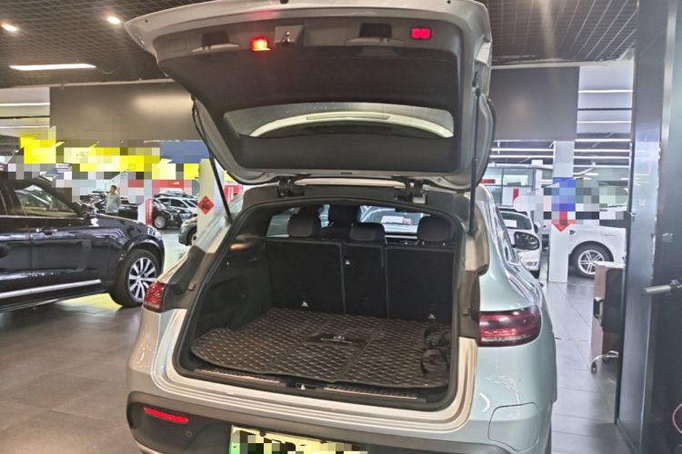 Used Mercedes-Benz EQC 2020 EQC 400 4MATIC Trunk