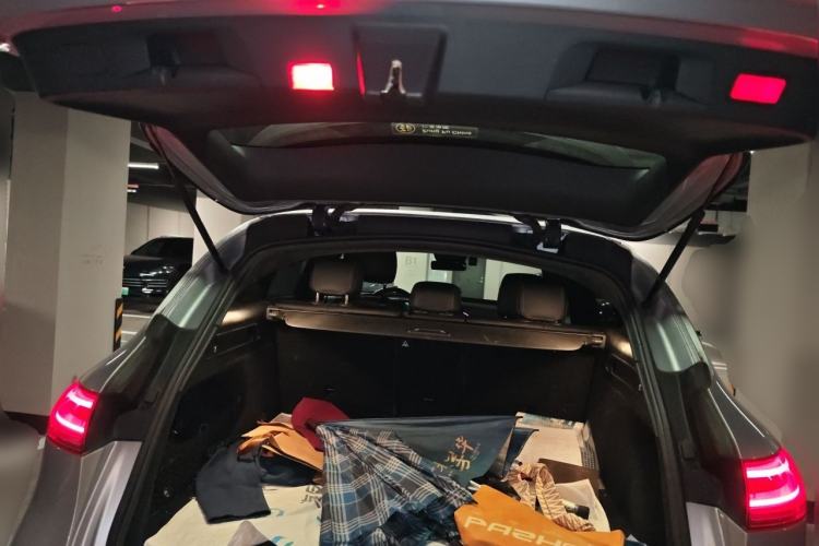 Used Mercedes-Benz EQC 2020 EQC 400 4MATIC Trunk