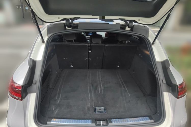 Used Mercedes-Benz EQC 2020 EQC 350 4MATIC Trunk